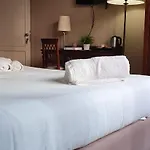 Smart Gallery House Hotel 3*