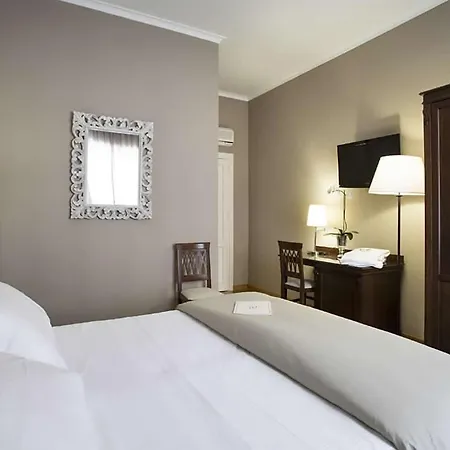 Smart Gallery House 3*