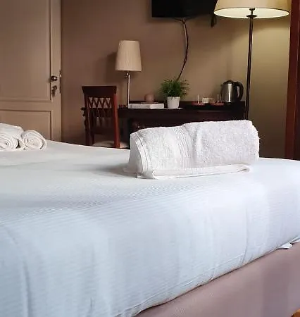 Smart Gallery House 酒店 3*