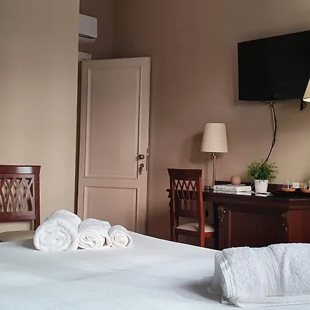 酒店 Smart Gallery House 3*