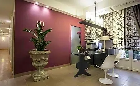 Smart Gallery House