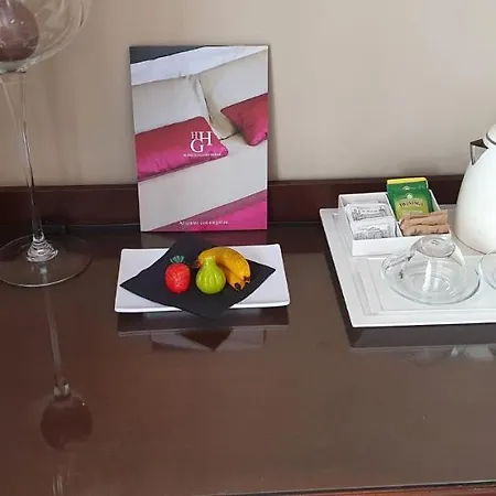 Smart Gallery House Hotel