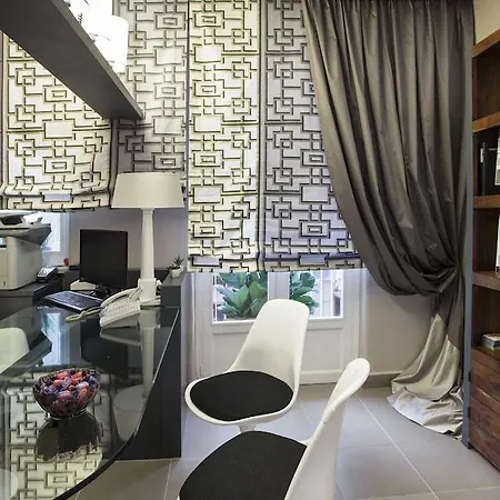 Smart Gallery House 3*